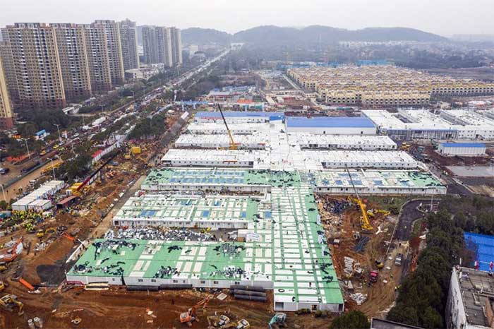 Bên trong bệnh viện Hỏa Thần Sơn xây dựng thần tốc ở tâm dịch Vũ Hán