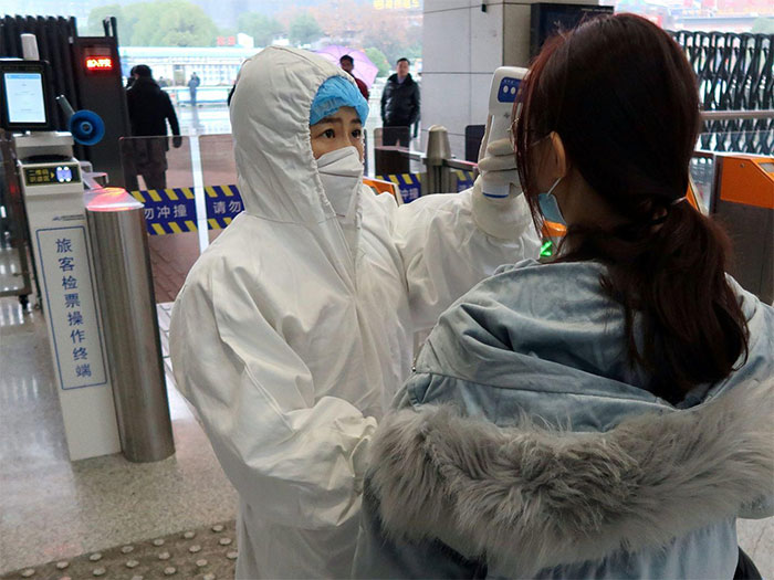 Vì sao virus corona khiến nhiều người hoảng sợ dù có tỷ lệ tử vong thấp?