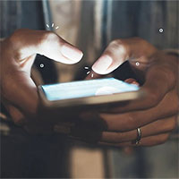 Texting thumb, căn bệnh do dùng smartphone quá nhiều là gì?
