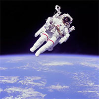 NASA tuyển phi hành gia: Cần đủ thứ bằng cấp, tỷ lệ chọi 1/1600 nhưng lương lên tới 1,6 tỷ VNĐ
