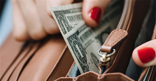 10 quy tắc chi tiêu thông minh sẽ giúp bạn có một cuộc sống thư thái, luôn rủng rỉnh tiền bạc