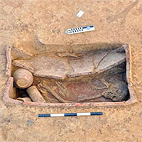 83 mộ cổ Ai Cập trong quan tài đất sét hiếm gặp