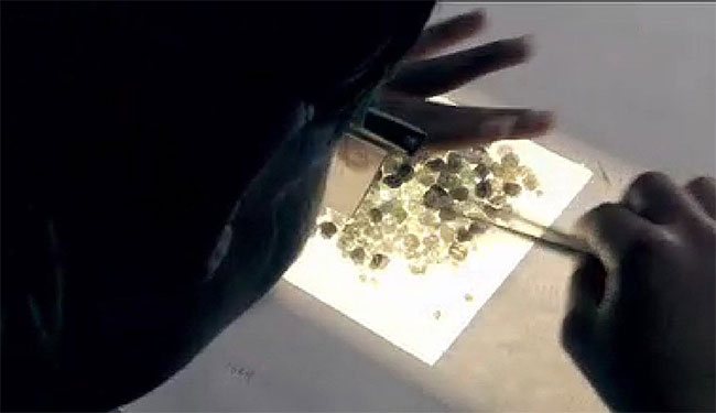 Quá trình khai thác kim cương diễn ra như thế nào?