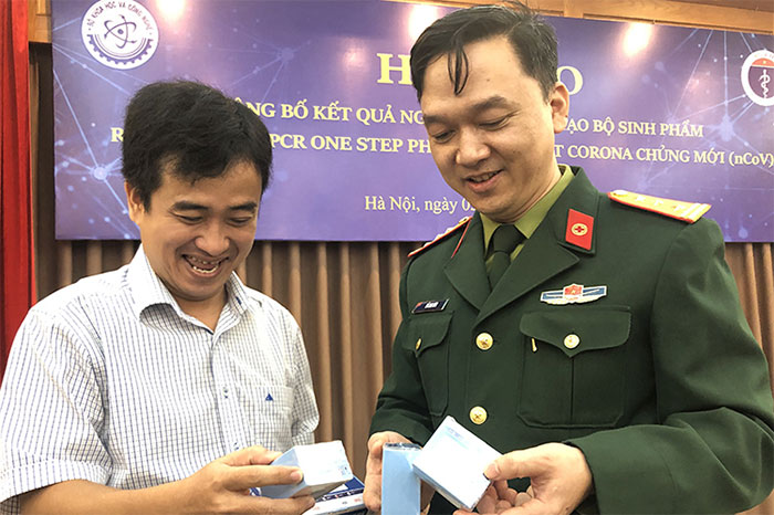 Việt Nam sẽ sản xuất 10.000 bộ thử nCoV một ngày