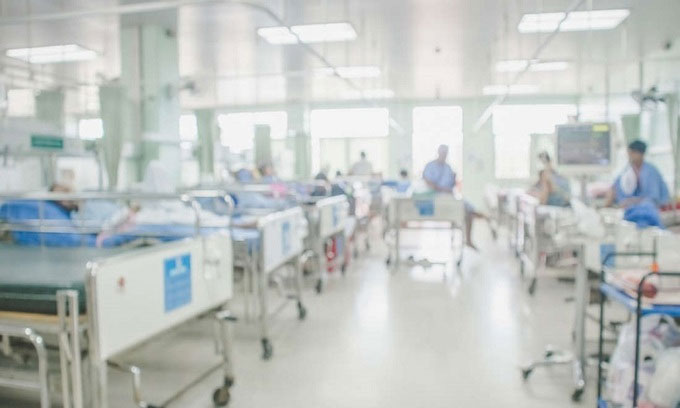 nCoV có thể phát tán rộng nhờ bám vào đế giày