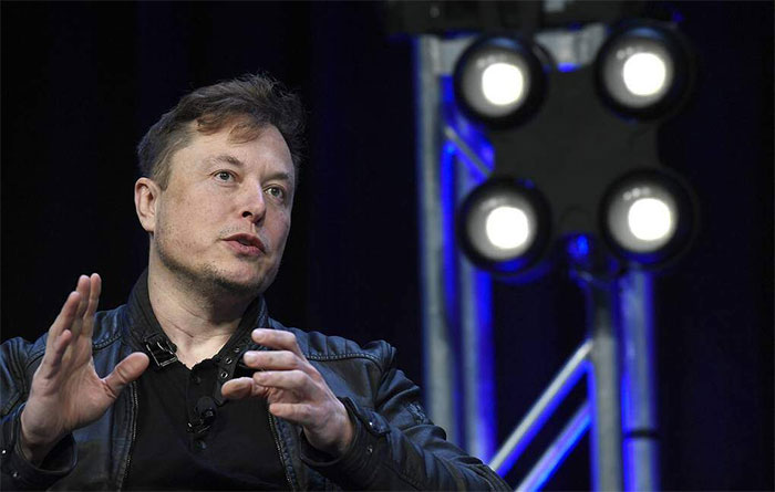 Muốn bắn phá sao Hỏa, Elon Musk phải có đủ 10.000 đầu đạn hạt nhân