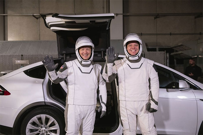 SpaceX và Elon Musk trước chuyến bay lịch sử đưa người vào vũ trụ