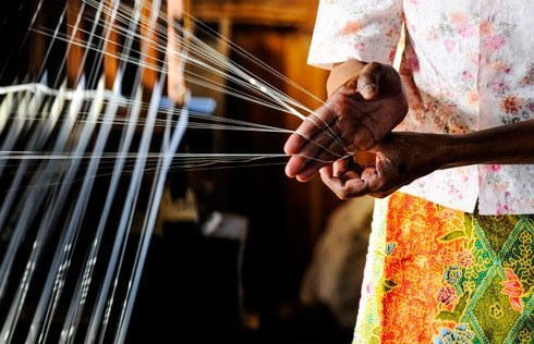 Top 7 loại vải đắt nhất thế giới, có loại làm từ vụn kim cương