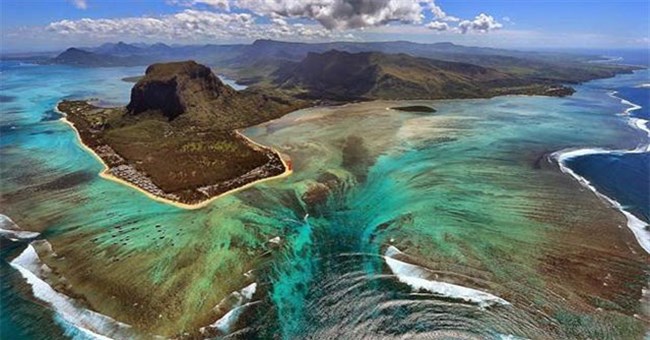 Điều gì sẽ xảy ra nếu biển trở nên trong suốt?