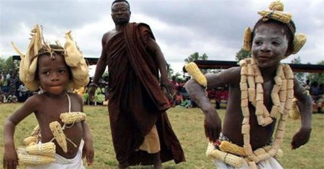 Bộ lạc có hủ tục vô lý đến mức ai nghe cũng phải dựng tóc gáy