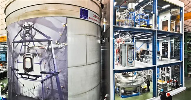 Tìm kiếm vật chất tối, các nhà khoa học vô tình phát hiện ra thứ có thể đảo lộn cả nền vật lý cơ bản