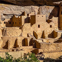 Khám phá cung điện trong vách đá chứa 150 căn phòng được xây cách đây 500 năm