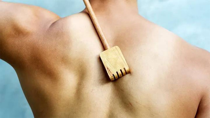 Tại sao gãi khiến ta dễ chịu?