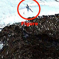 Thợ săn người ngoài hành tinh công bố tìm thấy người cao 20m ở Nam Cực?