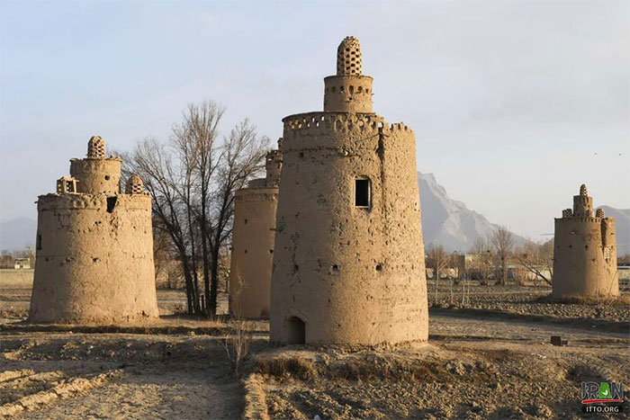 Khám phá tháp chim bồ câu hàng trăm năm tuổi ở Iran