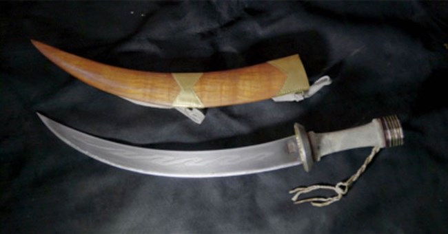 Dao Tây Tạng có gì đặc biệt mà giá đắt ngang với một ngôi nhà?