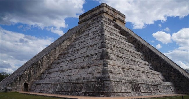 Bí ẩn kỳ lạ ở kim tự tháp cổ vang lên tiếng hót của loài chim thần