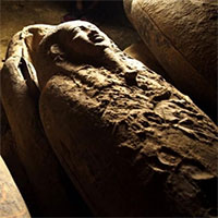 Phát hiện 13 chiếc quan tài Ai Cập có niên đại hơn 2.500 năm
