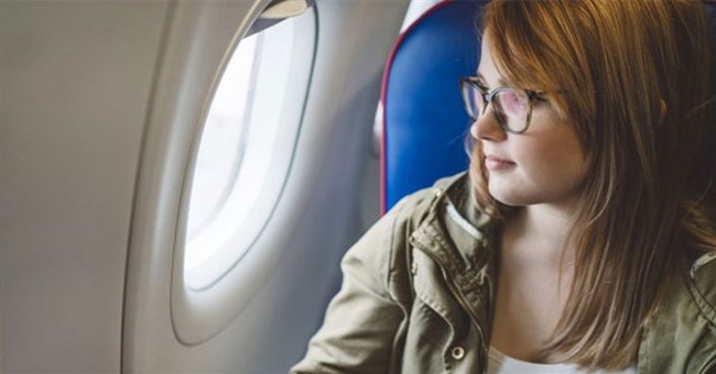 Vì sao hành khách không nên tự ý đổi chỗ ngồi trên máy bay?