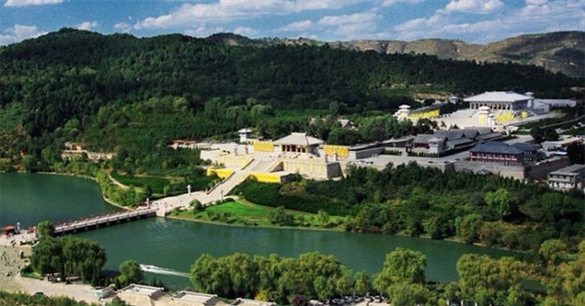 Lăng mộ quyền lực nhất Trung Hoa: Kẻ duy nhất mạo phạm bị cả triều đình truy sát