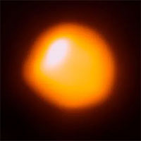 Vật thể sắp nổ to bằng 764 Mặt trời, ở gần Trái đất hơn tưởng tượng