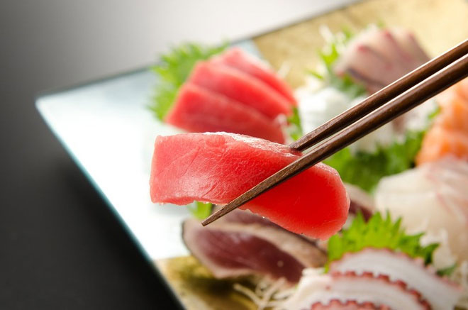 Những loại thực phẩm phụ nữ mang thai cần tránh