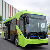 Xe buýt điện của VinFast lần đầu chạy thử