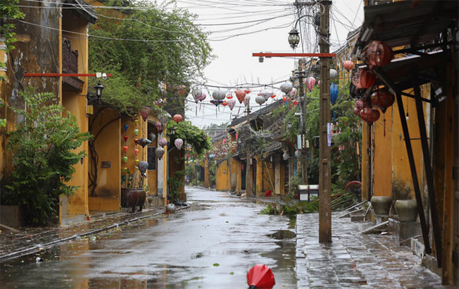 Bão Molave đổ bộ Quảng Nam - Quảng Ngãi