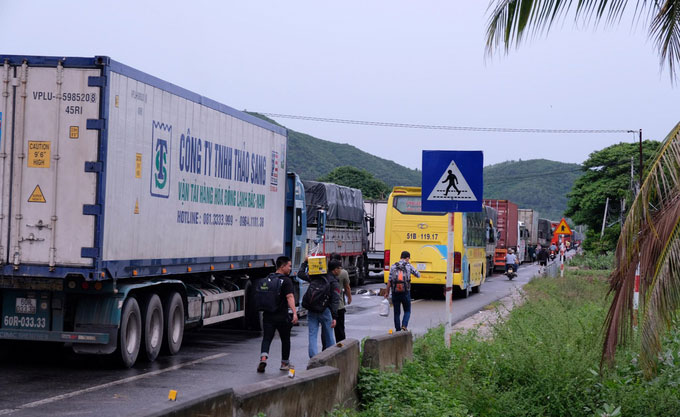 Bão Molave đổ bộ Quảng Nam - Quảng Ngãi