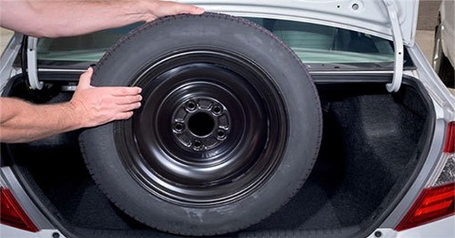 Tại sao lốp dự phòng theo xe chỉ sử dụng trong thời gian ngắn?