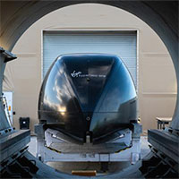 Tàu siêu tốc Virgin Hyperloop lần đầu thử nghiệm chở người