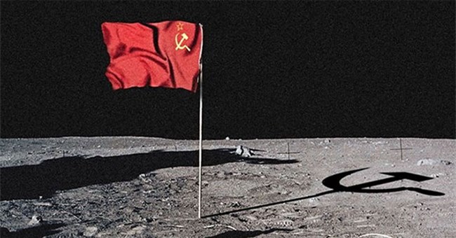 Tại sao Liên Xô chưa từng đặt chân lên Mặt trăng?