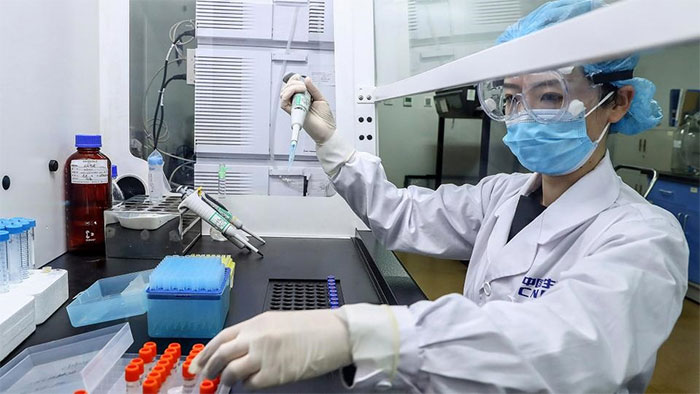 Trung Quốc khoe vắc xin chống được 