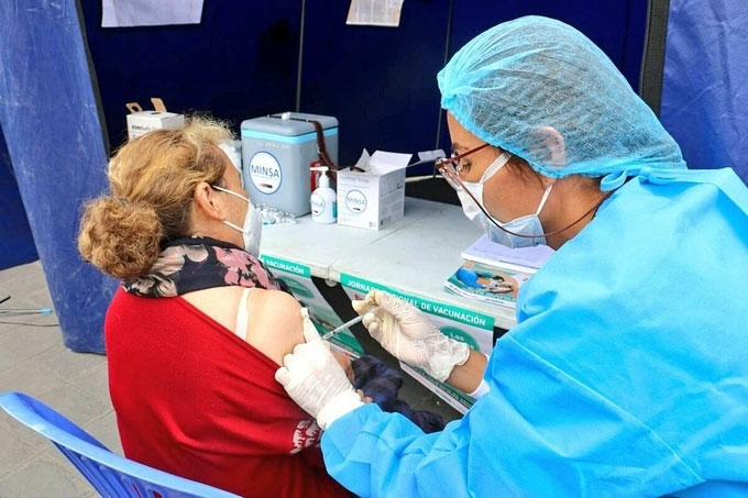 Vaccine Covid-19 Pfizer hoàn tất thử nghiệm, hiệu quả 95%