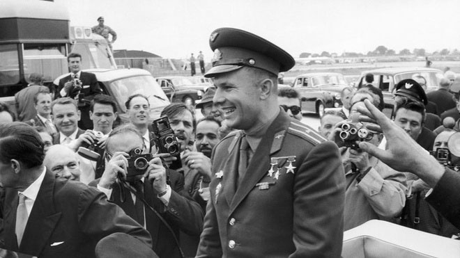 Điều gì đã xảy ra với Yuri Gagarin, người đầu tiên bay vào không gian?