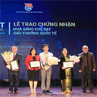 Thay vì xả lên trời, nhà sáng chế Việt "gập" ống khói lò thiêu xuống đất