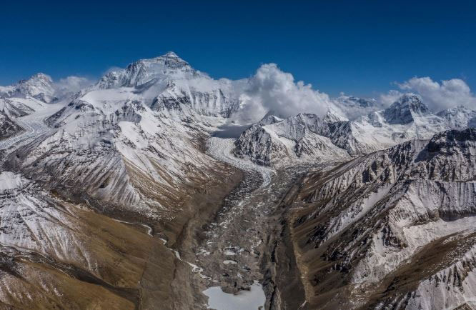 Đỉnh Everest chính thức 
