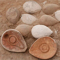 Phát hiện xưởng đèn gốm hơn 1.000 năm tuổi