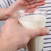 Các triệu chứng của không dung nạp lactose và mẹo xử lý