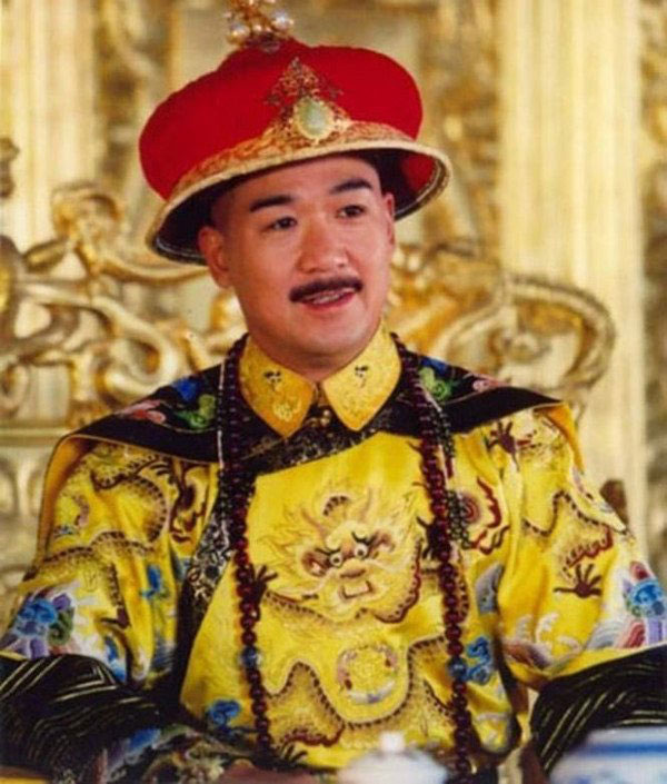 12 đời hoàng đế Mãn Thanh: 1 chết vì sét đánh, 10 chết vì ô nhiễm
