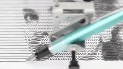 Robot viết tay siêu tinh xảo này là cứu tinh của những người viết chữ xấu