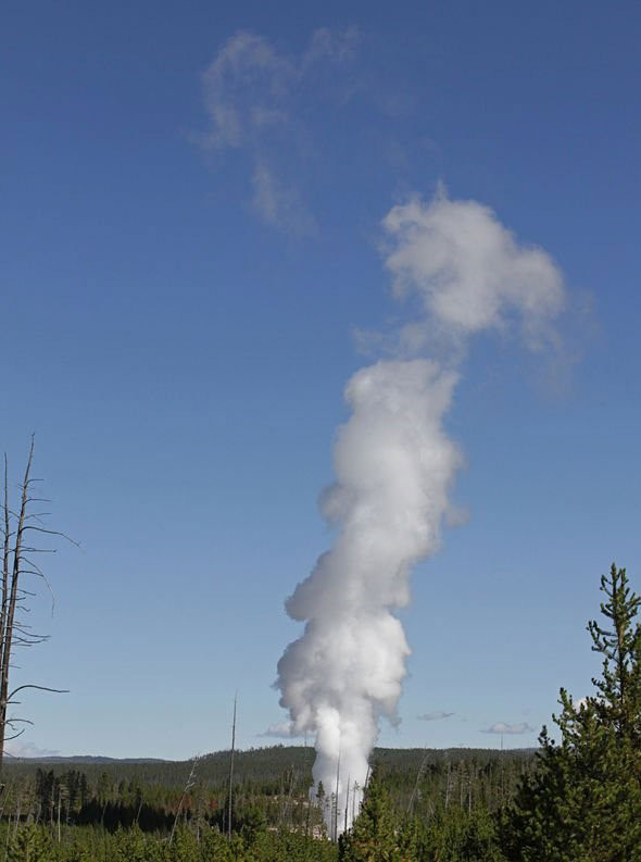 Phát hiện mạch nước ngầm phun trào cao nhất thế giới tại Yellowstone