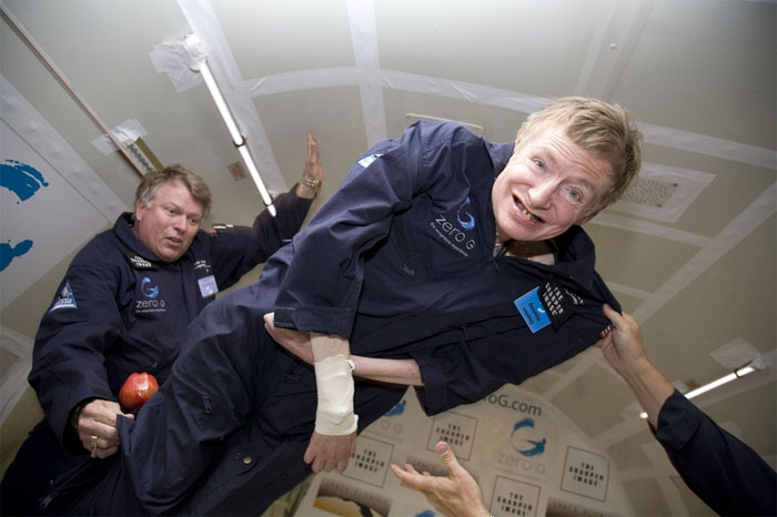 Stephen Hawking cho rằng: 