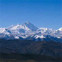 Nhiệt độ đỉnh Everest lạnh đến mức xác chết không phân hủy, liệu di thể người cổ đại có trên đó?