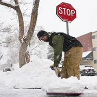 Nhiều bang Mỹ tê liệt vì bão tuyết kỷ lục