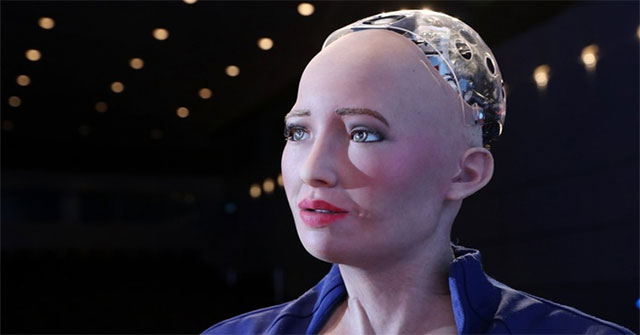 Robot Sophia sắp đấu giá các tác phẩm nghệ thuật đầu tiên
