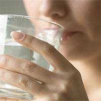 Lợi ích thiết thực của việc uống đủ nước