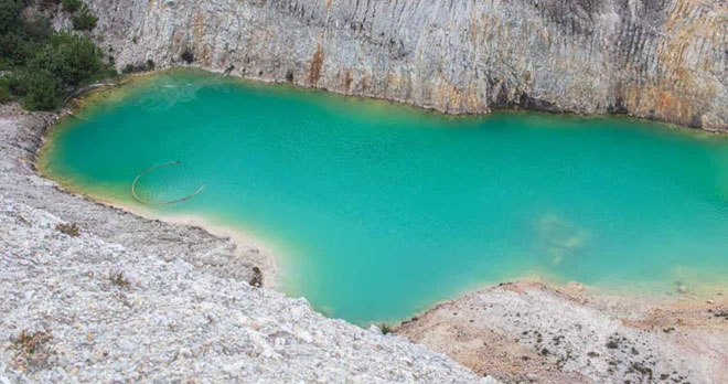 Hồ Monte Neme