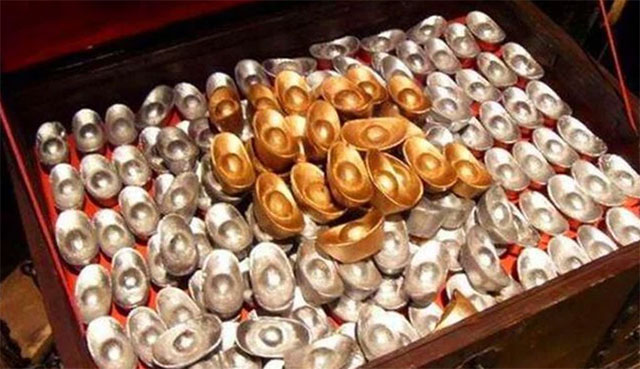 10 vạn lượng vàng tương đương 500kg, người xưa lấy đâu ra nhiều vàng mà ban thưởng vậy?