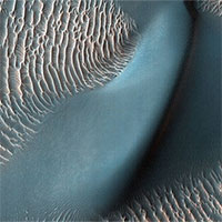 NASA công bố hình ảnh ấn tượng trên Hỏa tinh